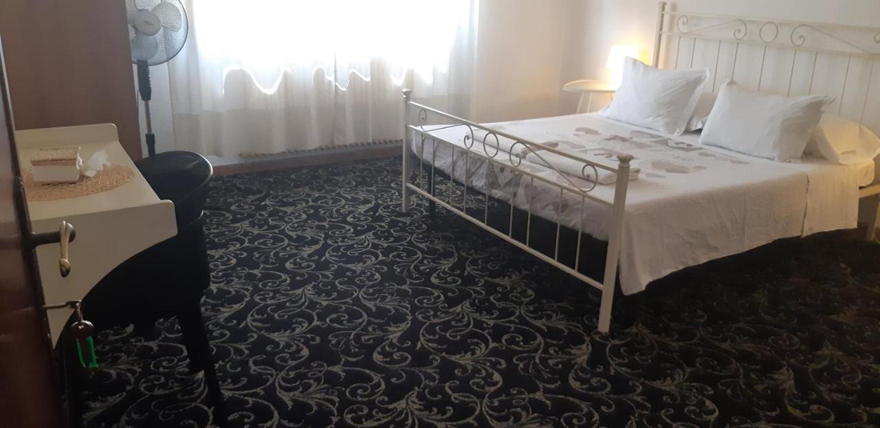 Certe Notti Bed & Breakfast Pisa Exterior photo